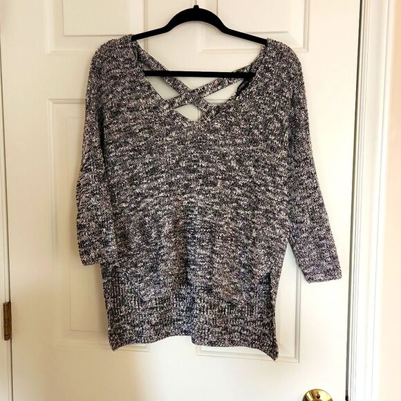 EXPRESS Size Small High Low Criss Cross Back Sweater Black and White - Picture 1 of 3